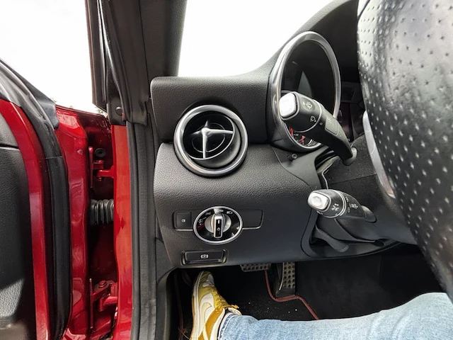 Mercedes slc 180, 2018 - afbeelding 8 van  34