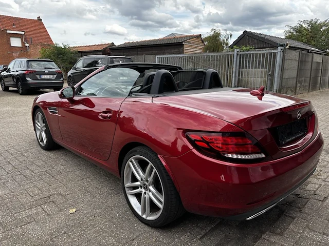 Mercedes slc 180, 2018 - afbeelding 32 van  34