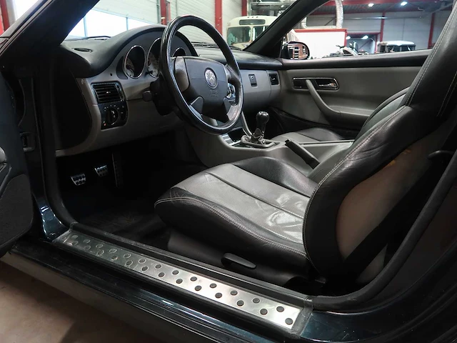 Mercedes slk 200 - afbeelding 32 van  56