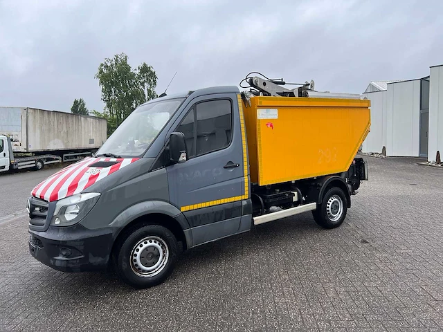 Mercedes sprinter - 2016 - vuilniskar - personenauto - afbeelding 13 van  31