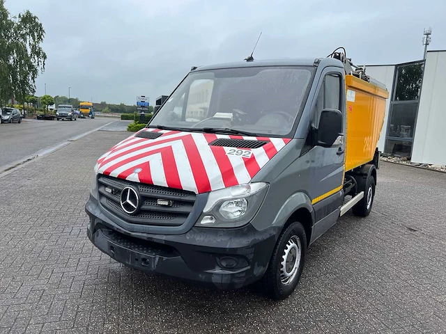 Mercedes sprinter - 2016 - vuilniskar - personenauto - afbeelding 27 van  31