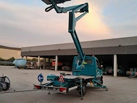 Mercedes sprinter lichte vrachtwagen met gsr hoogwerker