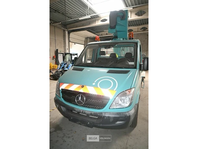 Mercedes sprinter lichte vrachtwagen met gsr hoogwerker - afbeelding 17 van  30