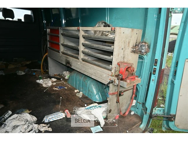Mercedes sprinter lichte vrachtwagen - afbeelding 4 van  15