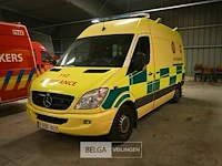 Mercedes sprinter ziekenwagen