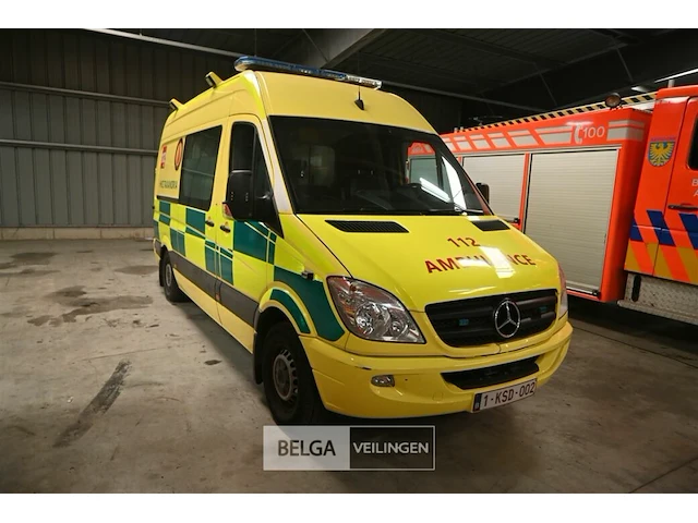 Mercedes sprinter ziekenwagen - afbeelding 17 van  33