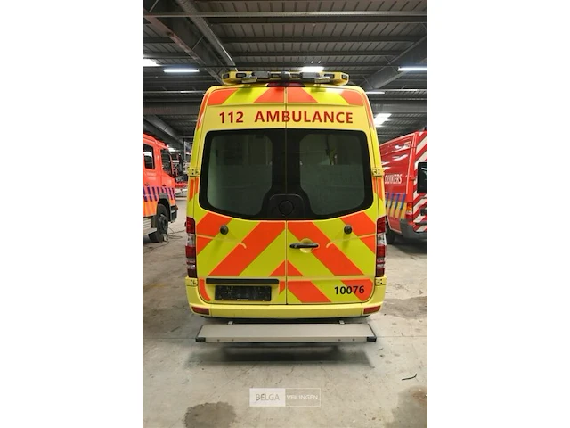 Mercedes sprinter ziekenwagen - afbeelding 24 van  33