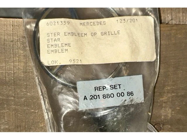 Mercedes ster embleem - afbeelding 3 van  3