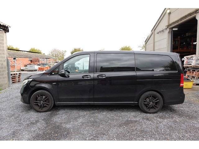 Mercedes v-klasse - afbeelding 1 van  30