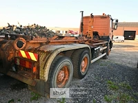 Mercedes vrachtwagen met ajk haakarmsysteem - afbeelding 10 van  23