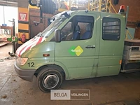Mercedes vrachtwagen met autolaadkraan - afbeelding 4 van  31