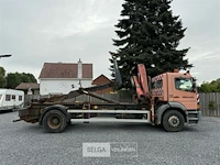 Mercedes vrachtwagen met containersysteem en fassi kraan - afbeelding 13 van  23