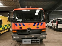 Mercedes vrachtwagen met multifunctionele autopomp brandweer - afbeelding 5 van  42