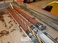 Mercedes vrachtwagen met multifunctionele autopomp brandweer - afbeelding 7 van  42