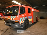 Mercedes vrachtwagen met multifunctionele autopomp brandweer