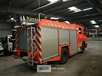 Mercedes vrachtwagen met multifunctionele autopomp brandweer - afbeelding 32 van  42