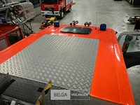 Mercedes vrachtwagen met multifunctionele autopomp brandweer - afbeelding 9 van  44