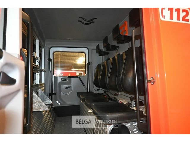 Mercedes vrachtwagen met multifunctionele autopomp brandweer - afbeelding 15 van  44