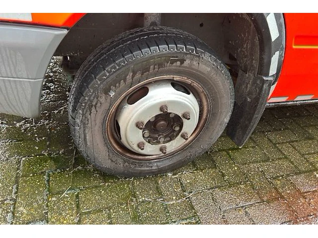 Mercedes vrachtwagen - afbeelding 13 van  13