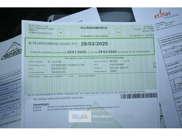 Mercedes vrachtwagen - afbeelding 11 van  30