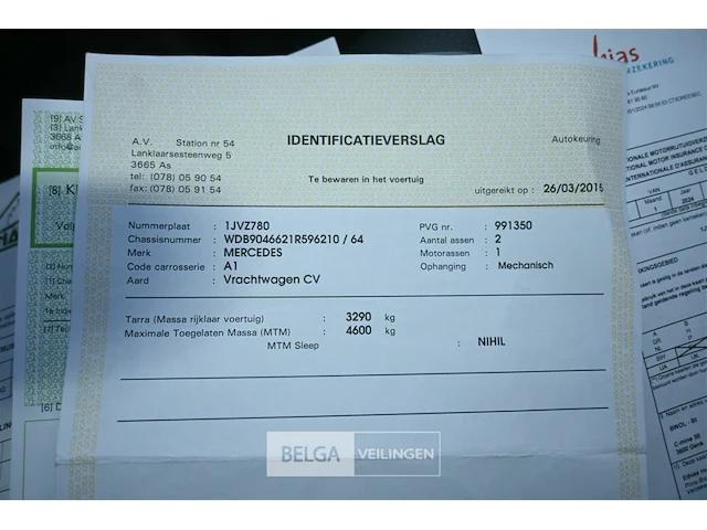 Mercedes vrachtwagen - afbeelding 13 van  30
