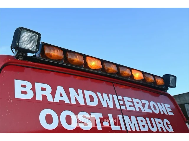 Mercedes vrachtwagen - afbeelding 22 van  30