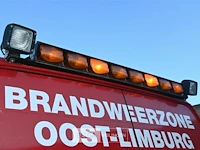 Mercedes vrachtwagen - afbeelding 22 van  30