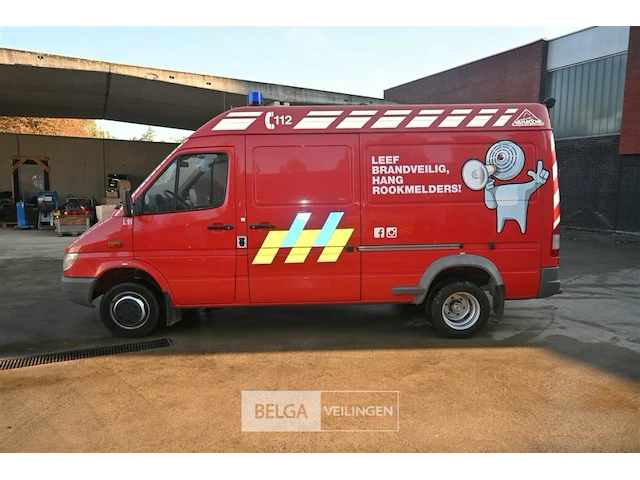 Mercedes vrachtwagen - afbeelding 12 van  30