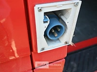 Mercedes vrachtwagen - afbeelding 28 van  30