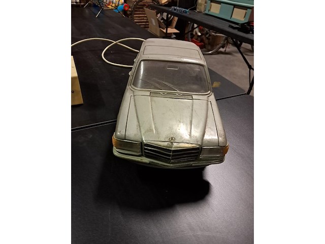 Mercedes wagen op batterij (47 cm) - afbeelding 2 van  7