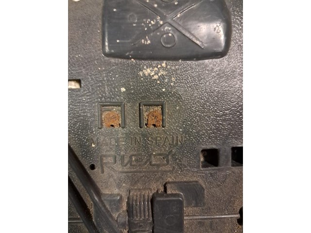 Mercedes wagen op batterij (47 cm) - afbeelding 3 van  7