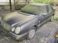 Mercedes - afbeelding 4 van  8