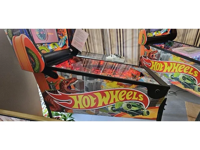 Merk: american pinball flipperkast hotwheels.deluxe versie - afbeelding 7 van  12