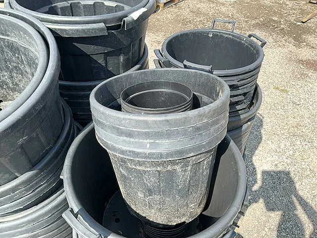 Merk onbekend verschillende diameters bloembak - afbeelding 2 van  12