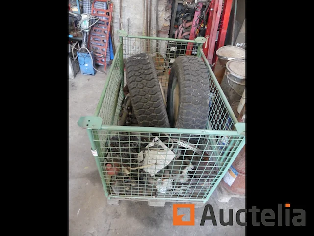 Mesh box en de inhoud ervan - afbeelding 1 van  9