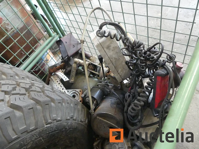 Mesh box en de inhoud ervan - afbeelding 8 van  9
