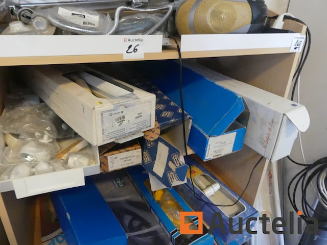 Messing fittingen, krimpslangen, veel kraanreserveonderdelen, enz. - afbeelding 19 van  36