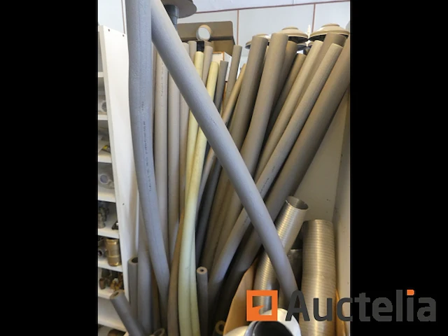 Messing fittingen, krimpslangen, veel kraanreserveonderdelen, enz. - afbeelding 20 van  36