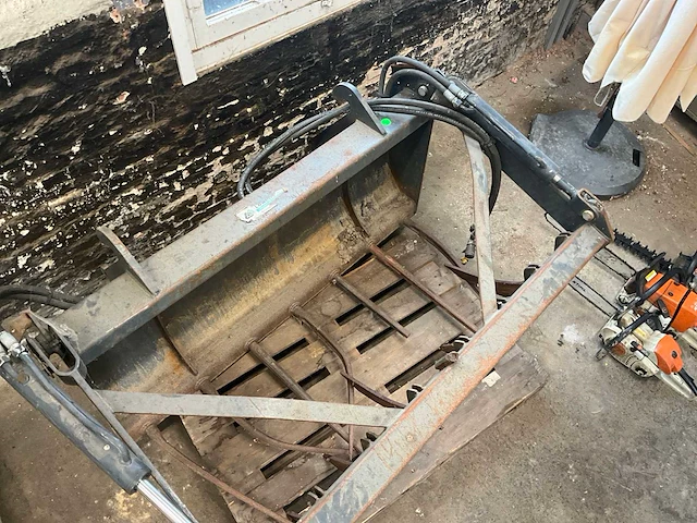Mestklauw voor frontloader - afbeelding 3 van  6