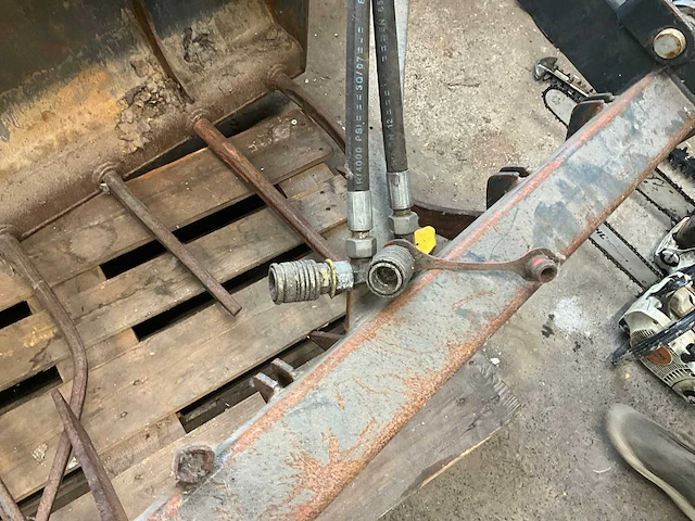 Mestklauw voor frontloader - afbeelding 4 van  6