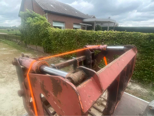 Mestklauw - afbeelding 2 van  7