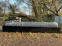 Mesttank