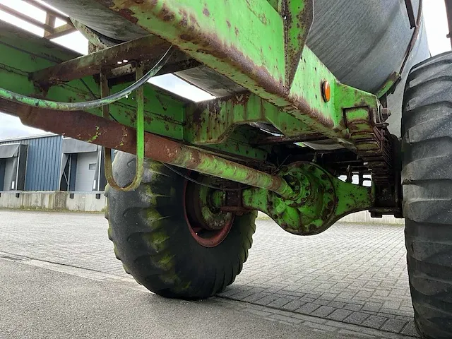 Mesttank - afbeelding 7 van  16
