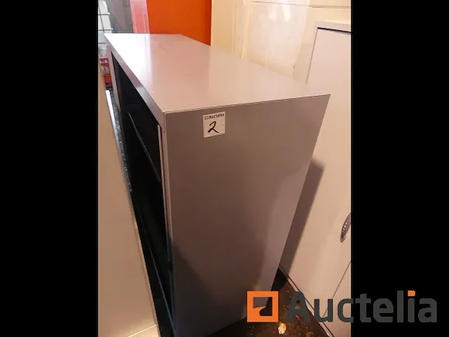 Metaal kasten - afbeelding 1 van  7