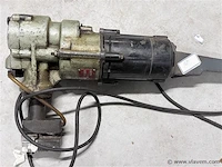 Metaal knijper 220volt - afbeelding 1 van  4