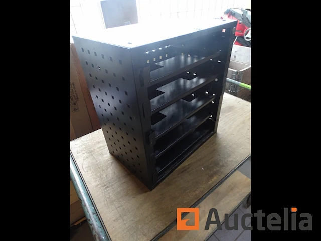 Metaal opbergkast met lades voor 5 koffers - afbeelding 3 van  4