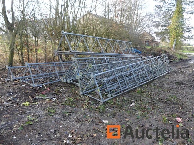 Metaal pyloonstructuur voor joskin voetbalveld - afbeelding 2 van  6