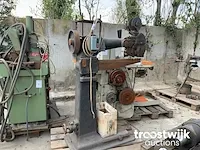 Metaalbewerkingmachine