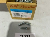 Metaalschroef m6 x 25 134 stuks - afbeelding 1 van  3