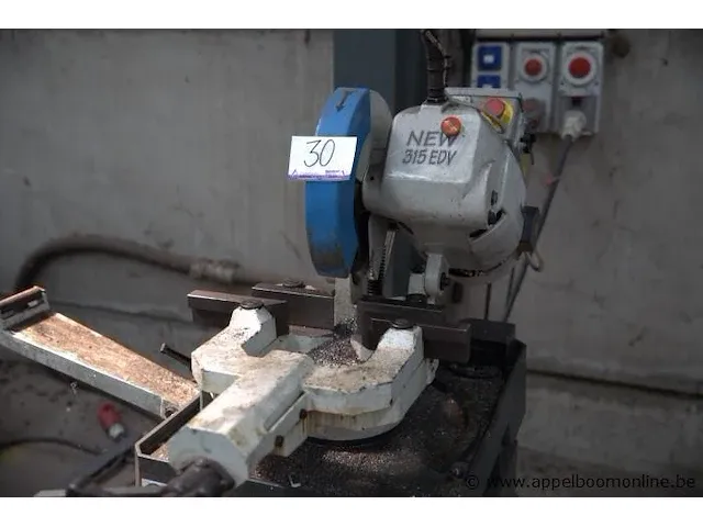 Metaalzaagmachine macc new 315 edy vv aan en afvoer - afbeelding 2 van  5